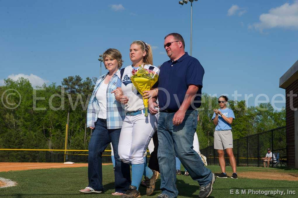 Softball Seniors 009.jpg